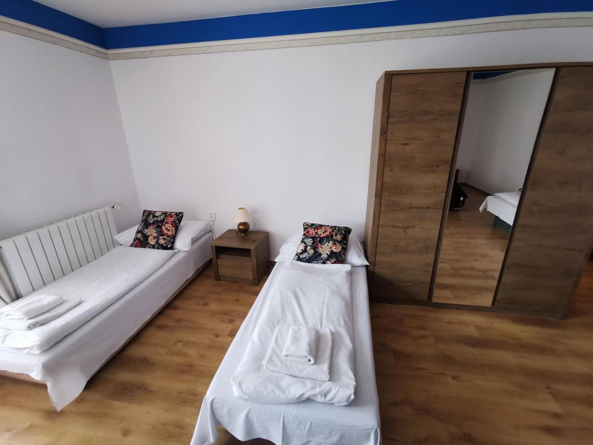 Hotel Diana Nové Mesto nad Váhom Ruang foto