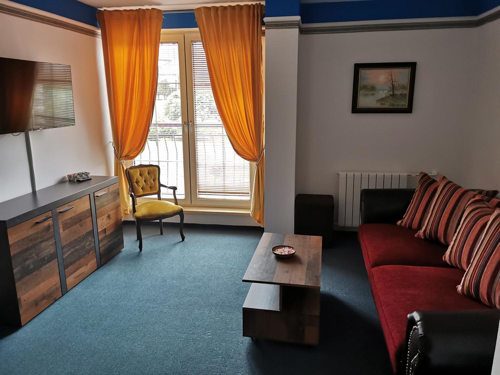 Hotel Diana Nové Mesto nad Váhom Ruang foto