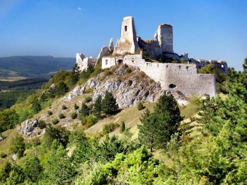 Hotel Diana Nové Mesto nad Váhom Bagian luar foto